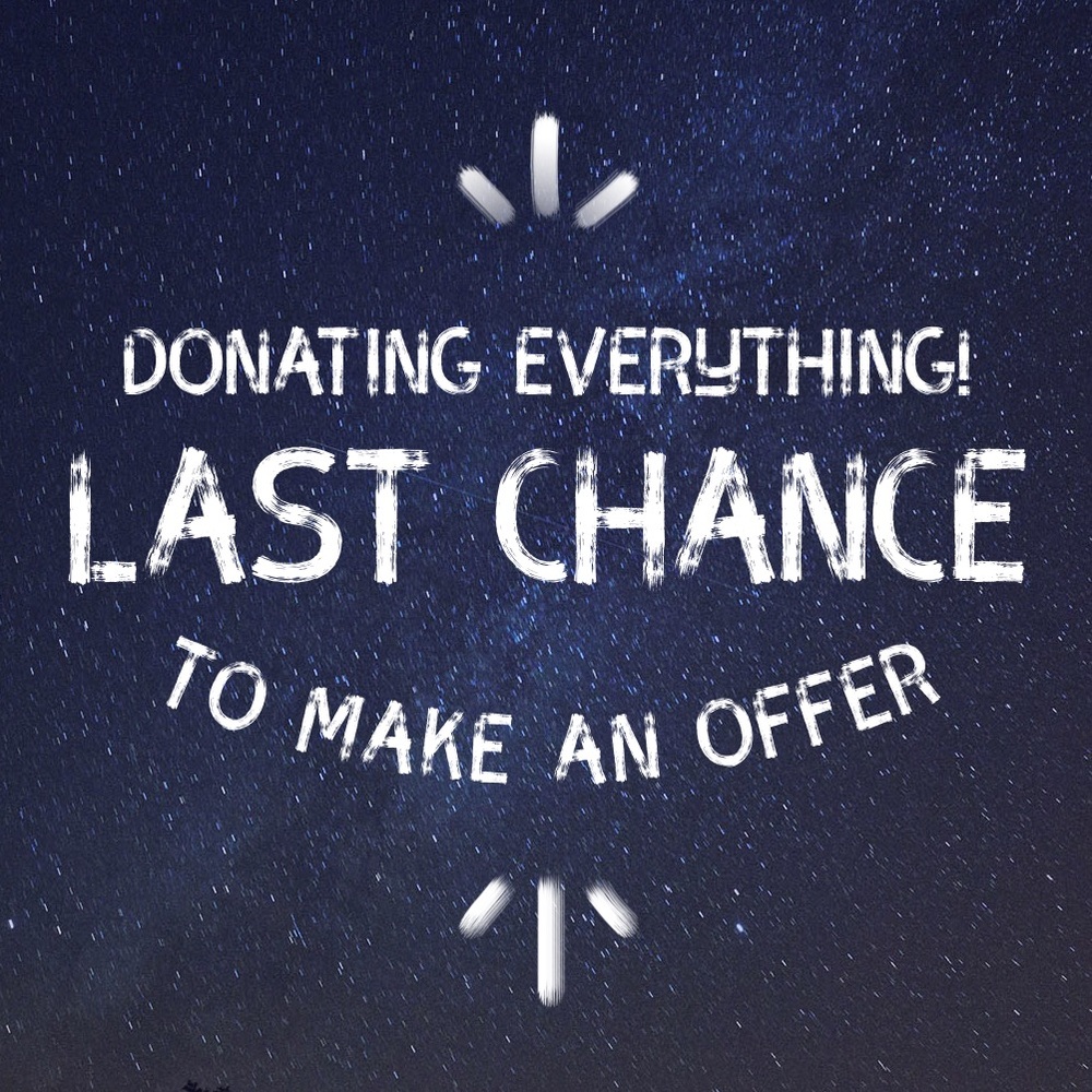 ✨ Donating Soon! ✨Check out my closet